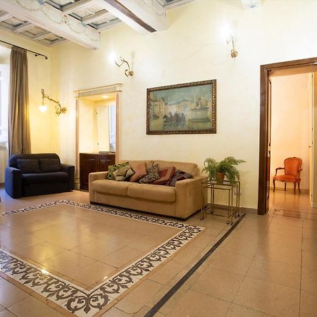 Domus Minervae Apartment Рим Екстериор снимка